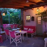 Maniatis Garden 3* 아클라디에스