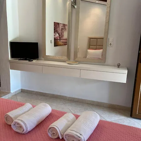 Maniatis Garden Achladies