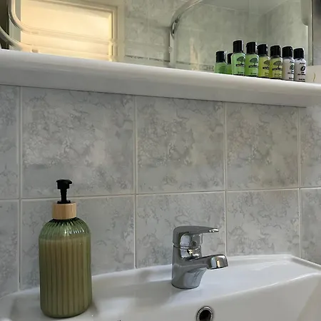 Maniatis Garden アパートホテル Achladies