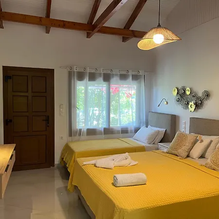 Lejlighedshotel Maniatis Garden 3*