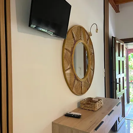 Maniatis Garden شقة فندقية Achladies (Skiathos)