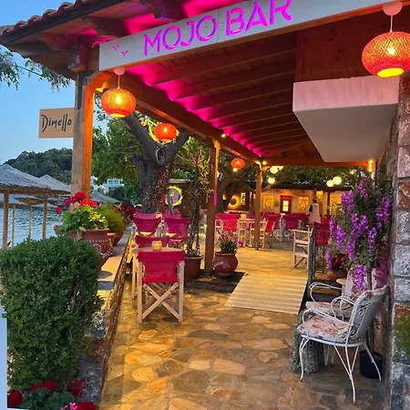 Maniatis Garden Achladies (Skiathos)