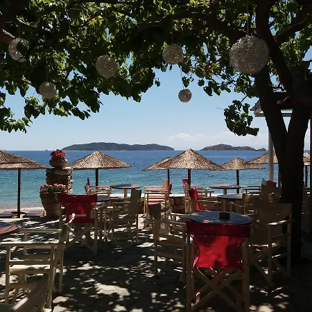 Maniatis Garden * Achladies (Skiathos)