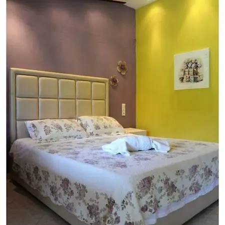 Maniatis Garden Apart Otel